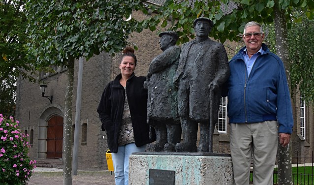Jan en Kimberley van der Nagel op het Castellumplein waar het gaat gebeuren.