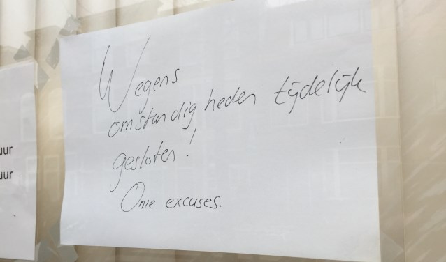 Opgeplakt, een rubriek over bijzondere mededelingen.
