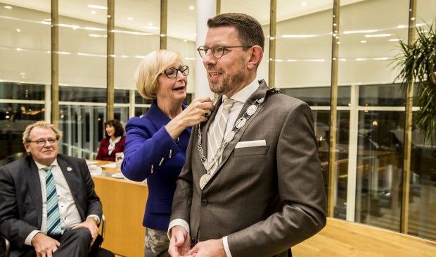 18122018 © Thierry SchutNaaldwijk, verdilaan, instalatie van Burgemeester Bouke ArendsGemeente Westland