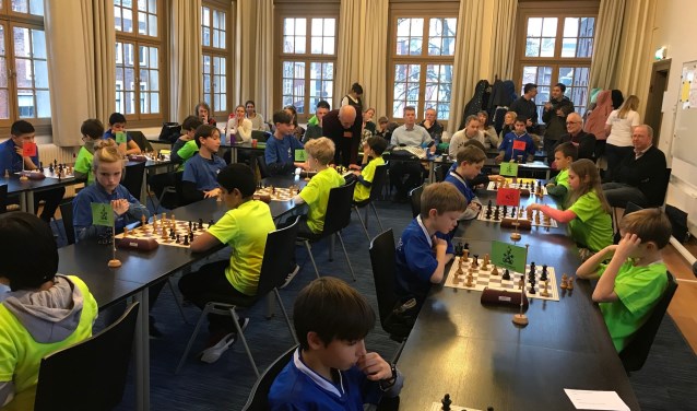 Bij de start van elke ronde was het muisstil op de tweede verdieping van 'Het Gravensteen'. | Foto: PR