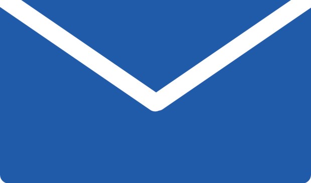 De bekende blauwe envelop van de Belastingdienst valt weer op de mat.