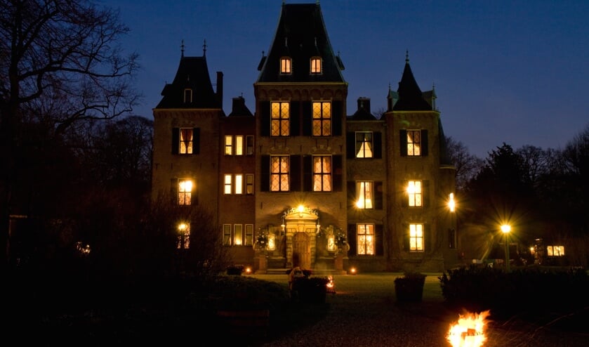 Een mooie setting voor een lezing over dienstbodes, Kasteel Keukenhof. Ook daar waren dienstmeisjes werkzaam.