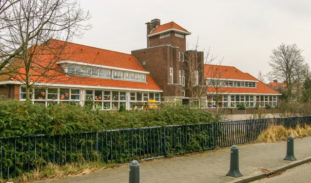 De Gevers-Deutz Terweeschool. | Archieffoto 2005 Wil van Elk