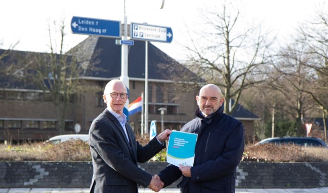 Jan Breugem (mobiliteitsmakelaar Bereikbaar Haaglanden en Rijnland), Rien Nagtegaal. | Foto: Keya Hovens