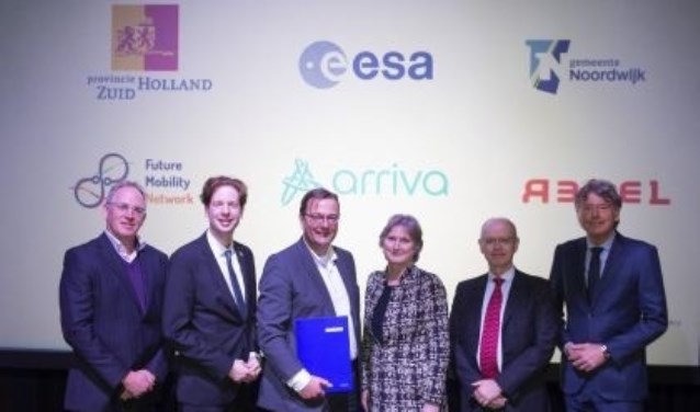 Woensdag werd een intentieverklaring getekend voor een zelfrijdende shuttle naar ESTEC. | Foto: PR