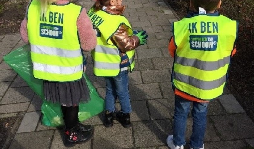 Leerlingen in actie voor NederlandSchoon.