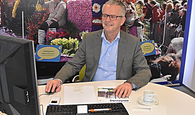 Koos van der Vlugt gaat na 48 jaar trouwe dienst met pensioen.