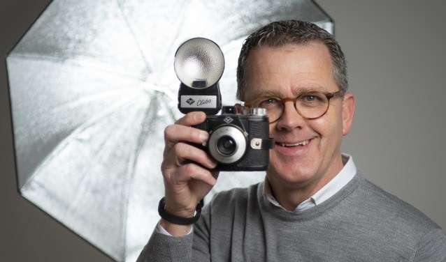 Met deze Clack begon Sven van der Vlugt zijn carrière als fotograaf. | Foto: Michel ter Wolbeek