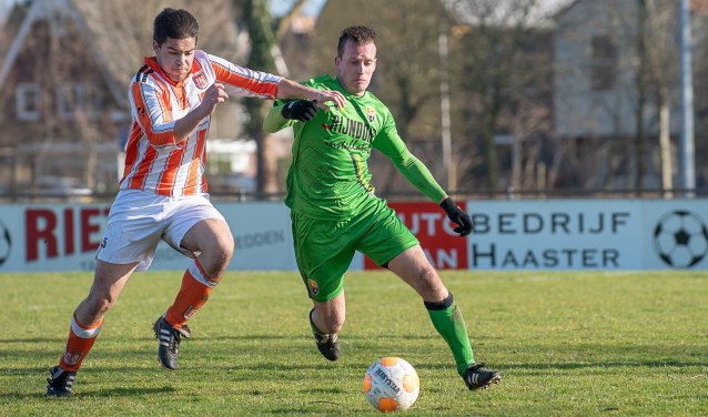 Vincent Solleveld moet vol aan de bak om de schade te beperken. | Foto: lichtenbeldfoto.nl