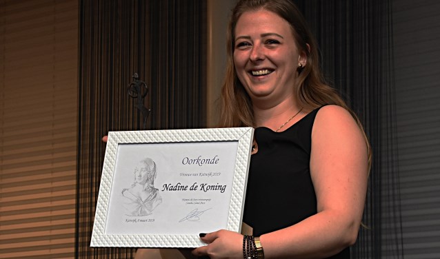 Nadine de Koning werd uitgeroepen tot Vrouwe van Katwijk 2019. | Foto: Piet van kampen