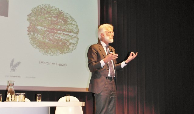 Keynote speaker Eric Scherder.