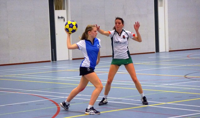 Suzan van Hooijdonk in actie voor Fluks. | Foto: PR