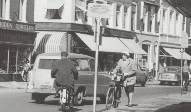 De Hoofdstraat, eind jaren 60.