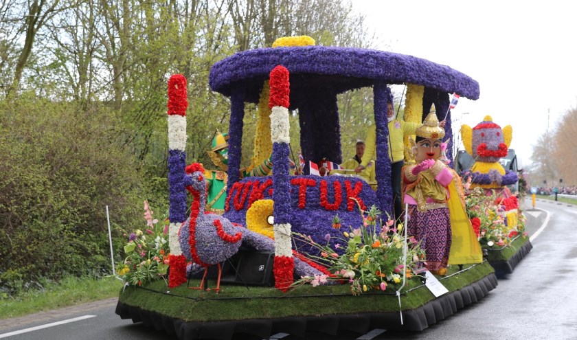 De praalwagen van Thailand was een van de buitenlandse deelnemers. | Foto: pr