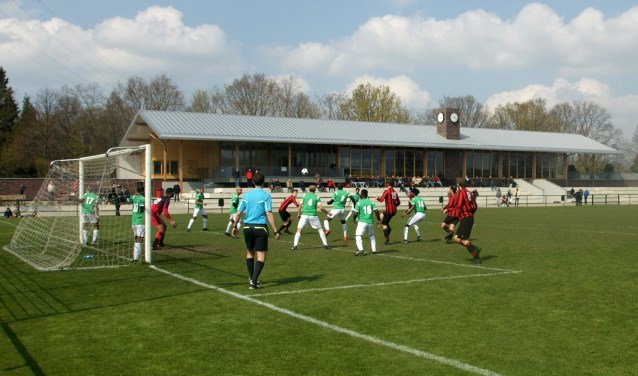 Pas in de laatste fase van de ontmoeting van ASC met Blijdorp viel de 2-1 en viel een last van de schouders. | Foto: Frits de Jongh