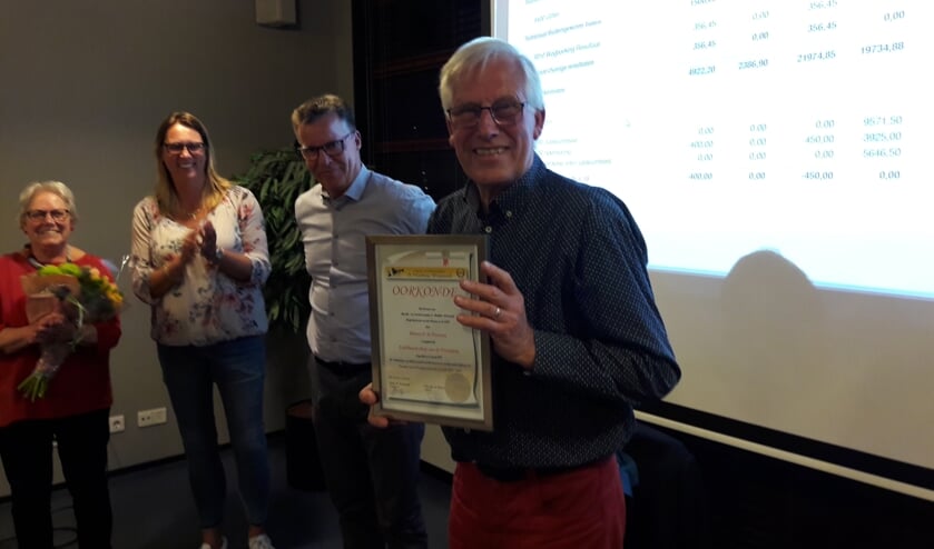 Antoon de Vroomen wordt benoemd tot erelid van St. Matthias. | Foto: pr.