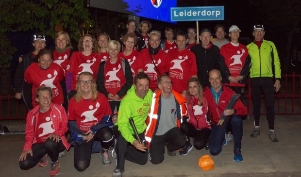 De FreedomRunnersLeiderdorp vorig jaar bij het ophalen van het Bevrijdingsvuur in Wageningen.