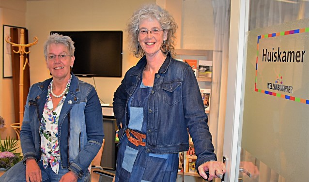 Rita Smit en Maria van der Plas (rechts).