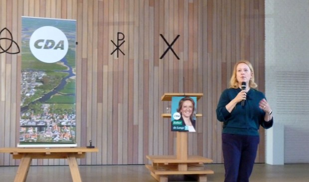 Esther de Lange in de Scheppingskerk.