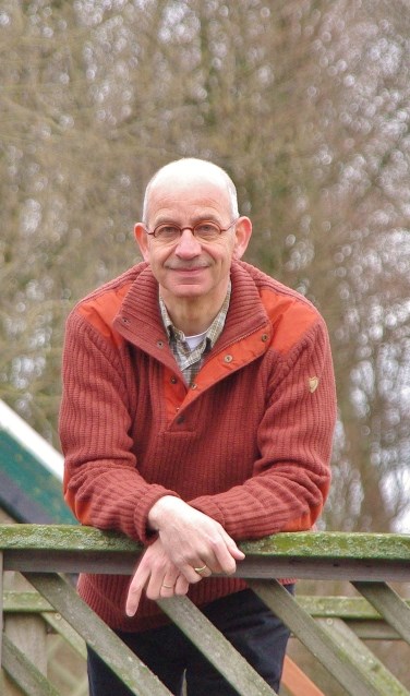 Oegstgeestenaar Waldo von Faber richt zich op voldoende water en waterkwaliteit in de Kust- en Bollenstreek en houdt zich bezig met KRW en biodiversiteit.