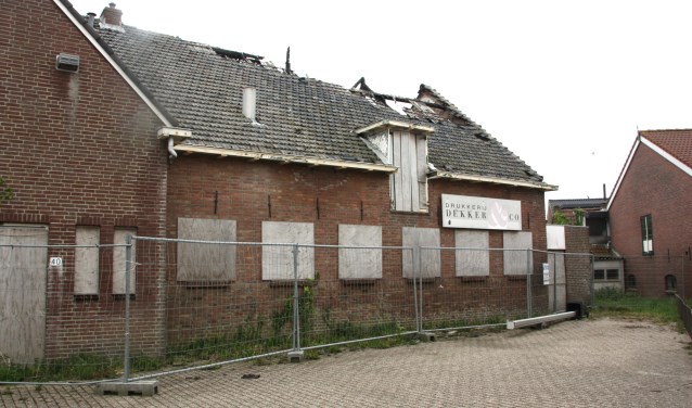Een van de verwaarloosde panden van Ronnie waar omwonenden zich al jarenlang aan ergeren.