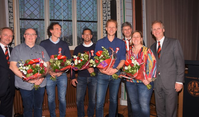 In het rijtje nieuwe Commissieleden een paar bekende gezichten waaronder presentator Menno Bentveld. | Foto: Emile van Aelst