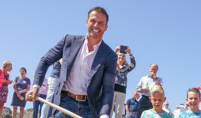 Wethouders Bas Brekelmans besloot begin mei te kiezen voor zijn gezinsleven. | Foto: pr