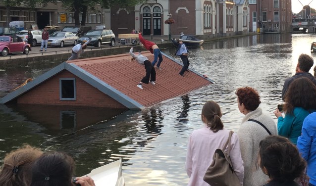 'Qua naam zegt mensen het wellicht nog niet veel, maar het drijvende dak kunnen zij zich wél herinneren'. | Foto: pr
