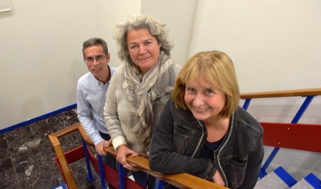 Irma van den Berg, Renée Koster en René Ungerer (vrnl) geloven in het Rijleskeurmerk.