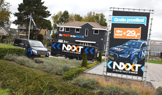NXXT is een van de vele franchiseorganisaties in de rijscholenbranche.