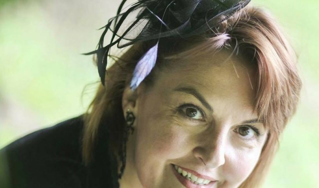 Ruxandra van der Plas-Voda verleent dit jaar weer haar medewerking aan het novemberconcert van Operette Rosmalen