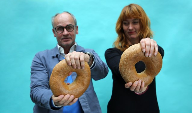 Olga Raaymakers, Van Klein Geluk en Edwin Vollebergh, Studio Boot lanceerden Sprokkelbrood. Foto: Petra Janssen