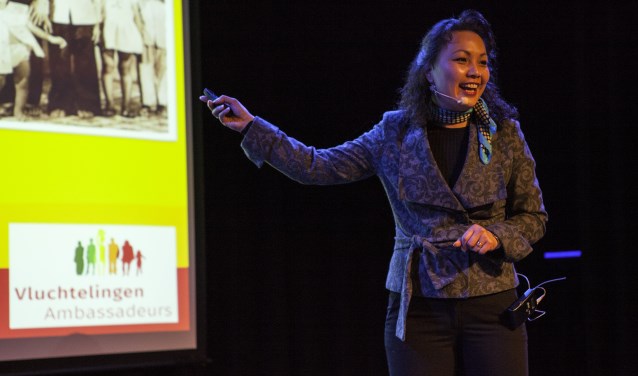 Tiffany maakt indruk op de leerlingen met haar verhaal. Foto: Michel van de Langenberg