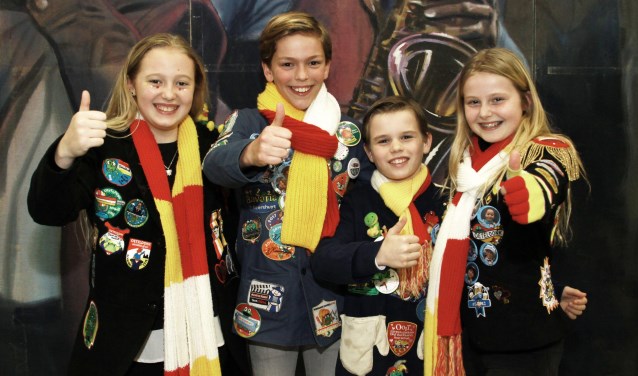 Doortje, Pepijn, Wicke en Bobbie uit klas 7a van KC Het IJzeren Kind bemachtigden alle vier een plekje in de Jeugdprinsengroep. Foto's: Gèrard van Kessel