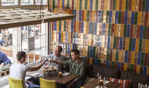 Bij Bistro Borage kunt u genieten van wereldse gerechten én sferen. Foto: Michel van de Langenberg