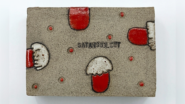 Kathja Smits: keramisch wandtableau (2024)