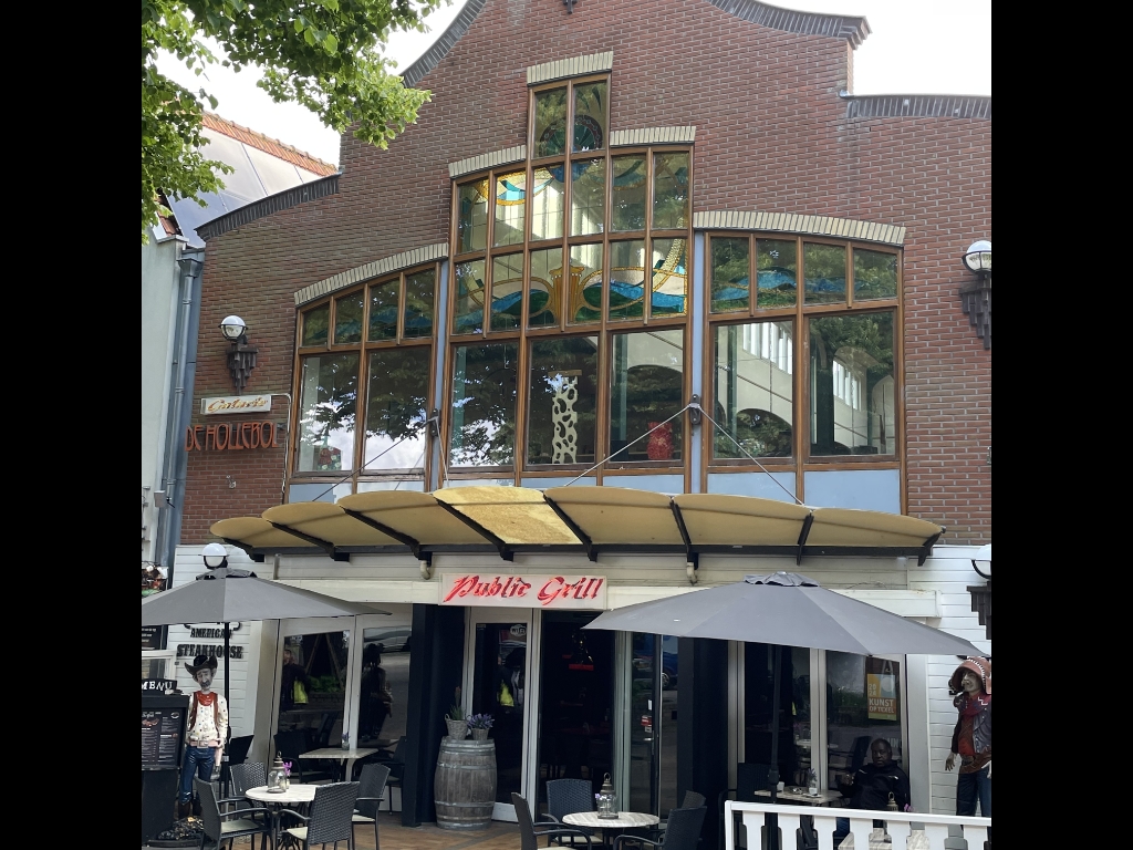 buitenkant KUNST-ETAGE de Hollebol