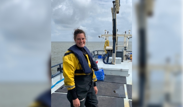 Sterre Witte op de boot van het NIOZ