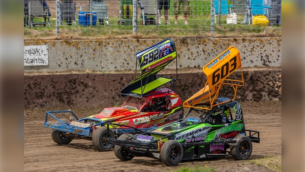 De F1 stockcars vormen de koningsklasse van de autocross.