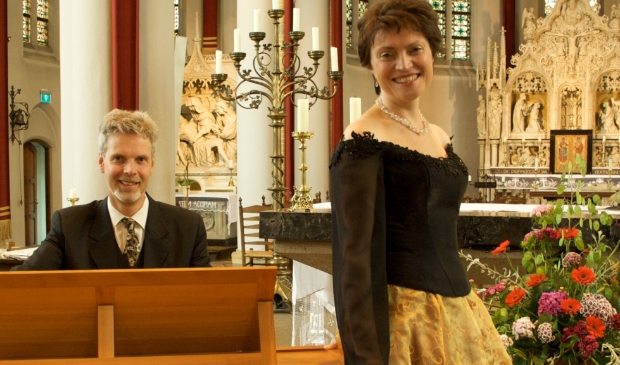Henk Linker en Valeria Boermistrova