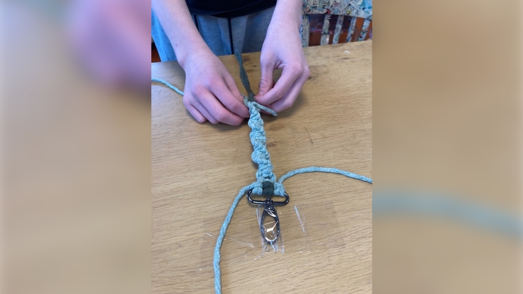 Macramé tashanger