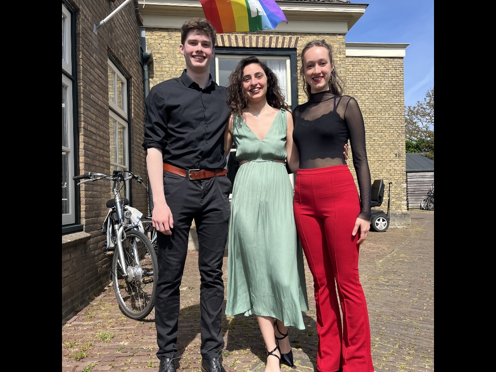 Damiën Heemskerk, Julia Tavit en Sterre Hond speelden al eerder in de Doopsgezinde Kerk in Den Burg