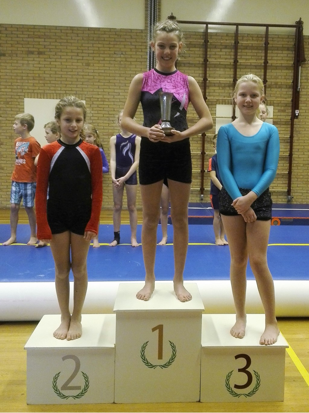 2. Warda Vinke 1. Geena Oostra 3. Isabella Gillebaard