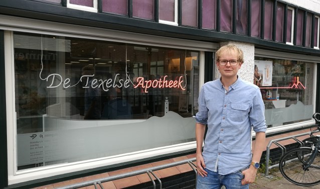 Daan Schagen (28) is sinds een jaar werkzaam als tweede apotheker.