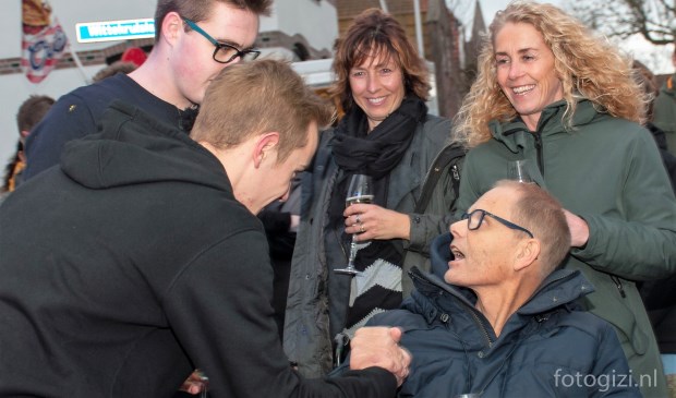 Dj's Aron Zeeman en Sil van Heerwaarden kregen bezoek van Rob en Mirjam Daalder.