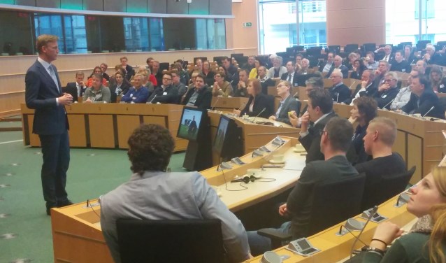 Texelaars brachten al een bezoek aan Huitema in Brussel in 2015.