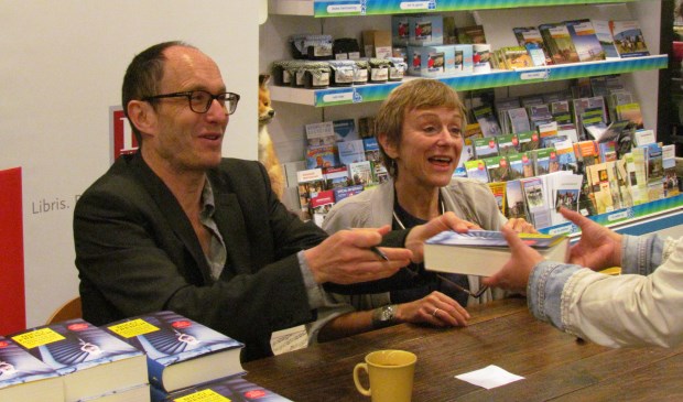Nicci Gerard en Sean French.