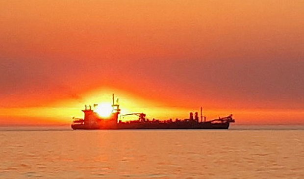De sleephopperzuiger Geopotes 15 van Van Oord.