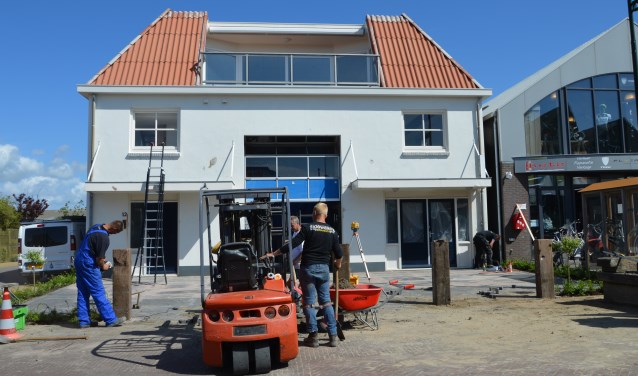 Er wordt druk gewerkt om alles op tijd af te krijgen.