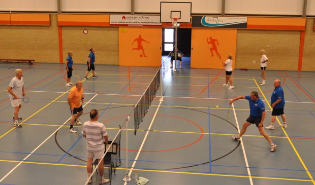 Badminton in Ons Genoegen.
